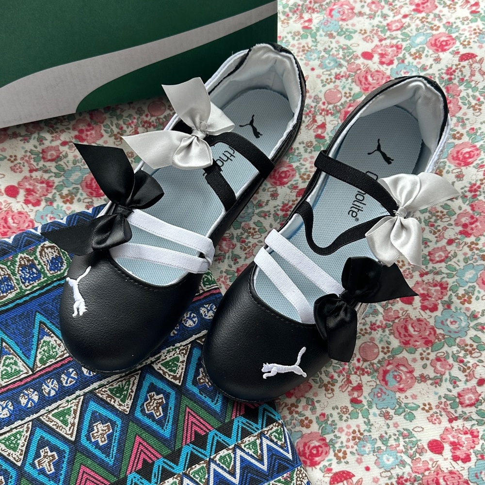 Puma Black & White Girls' Mary Jane Ballet Flats with Bows